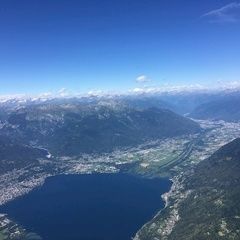 Flugwegposition um 13:47:11: Aufgenommen in der Nähe von Bezirk Locarno, Schweiz in 2627 Meter